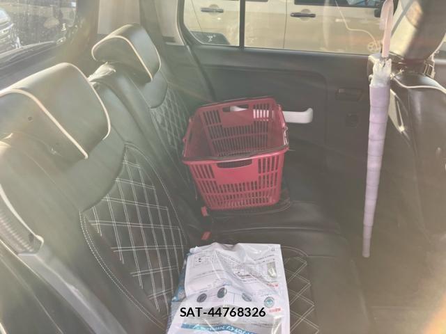 Suzuki HUSTLER 2015-06 7358127-15