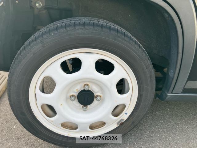 Suzuki HUSTLER 2015-06 7358127-5