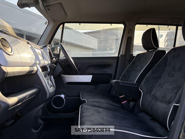 Suzuki HUSTLER 2017-02 7500950-12