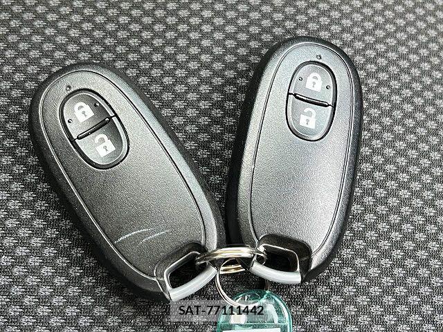 Suzuki HUSTLER 2015-06 7617116-11