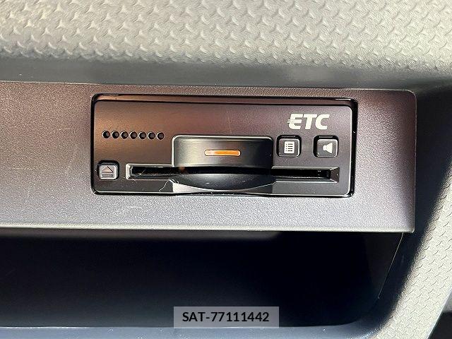Suzuki HUSTLER 2015-06 7617116-15