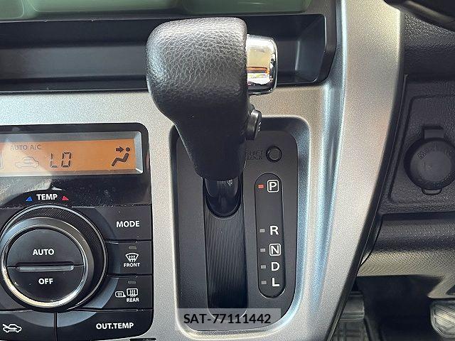 Suzuki HUSTLER 2015-06 7617116-19