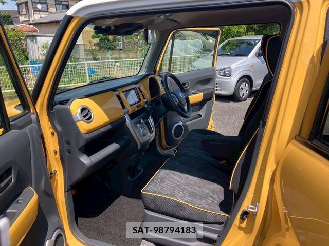 Suzuki HUSTLER 2019-05 7617110-11