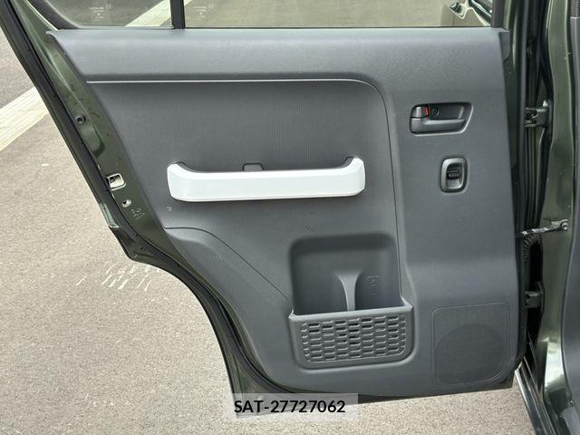 Suzuki HUSTLER 2015-01 7617123-11