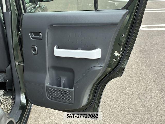 Suzuki HUSTLER 2015-01 7617123-7