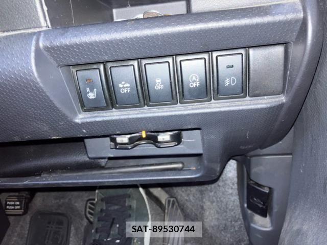 Suzuki HUSTLER 2015-02 7617122-9