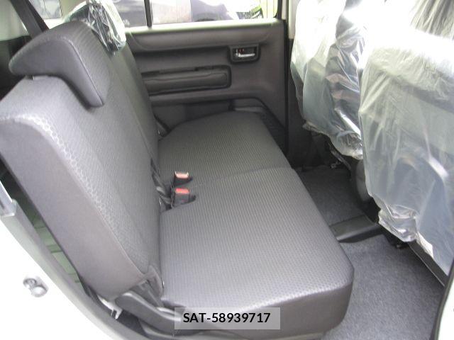 Suzuki HUSTLER 2025-06 7617030-14
