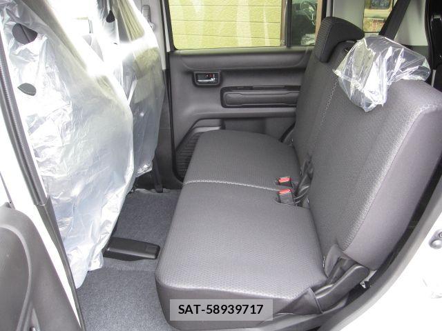 Suzuki HUSTLER 2025-06 7617030-16