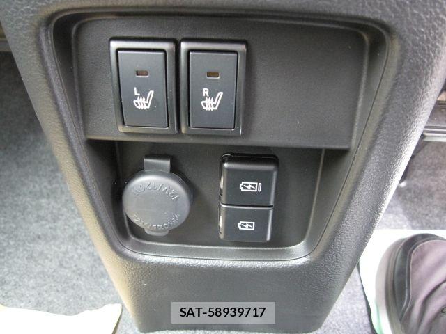 Suzuki HUSTLER 2025-06 7617030-25