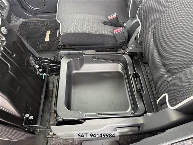 Suzuki HUSTLER 2015-07 7617134-21