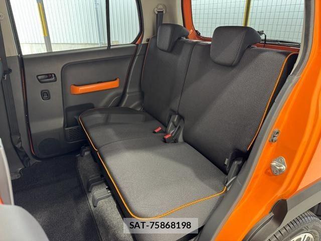 Suzuki HUSTLER 2014-09 7617121-11