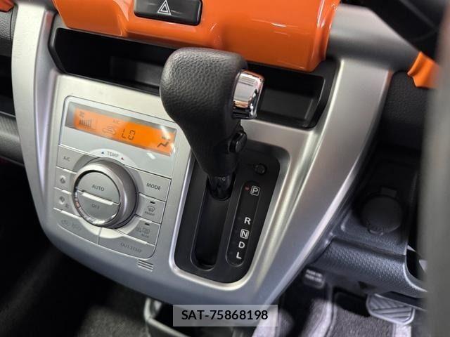 Suzuki HUSTLER 2014-09 7617121-17