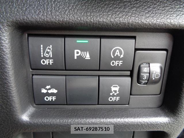 Suzuki HUSTLER 2025-05 7617066-25
