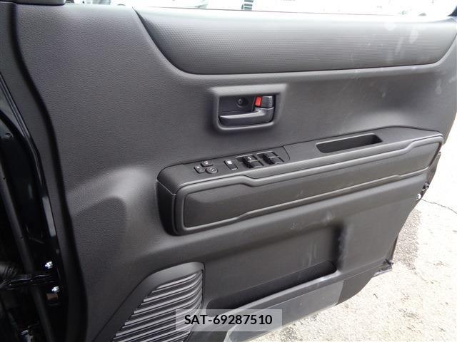 Suzuki HUSTLER 2025-05 7617066-26