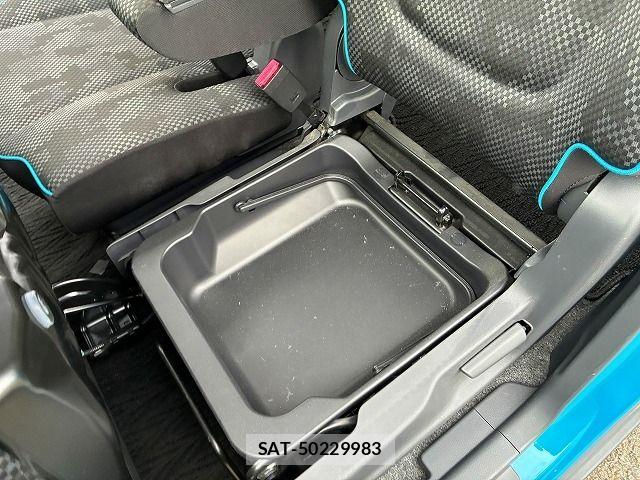 Suzuki HUSTLER 2017-01 7876904-22