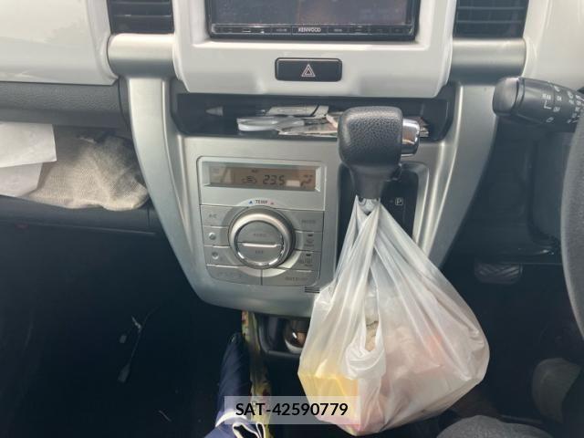 Suzuki HUSTLER 2014-01 7876915-20