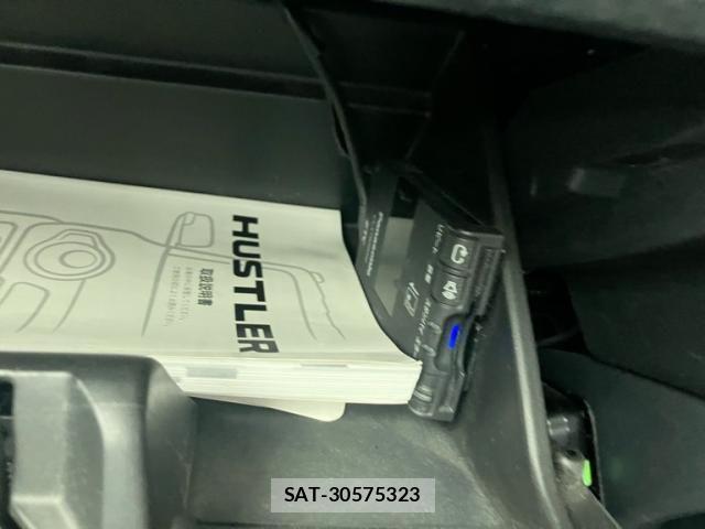 Suzuki HUSTLER 2014-01 7876913-21