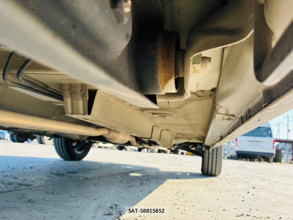 Suzuki HUSTLER 2019-07 7776633-37