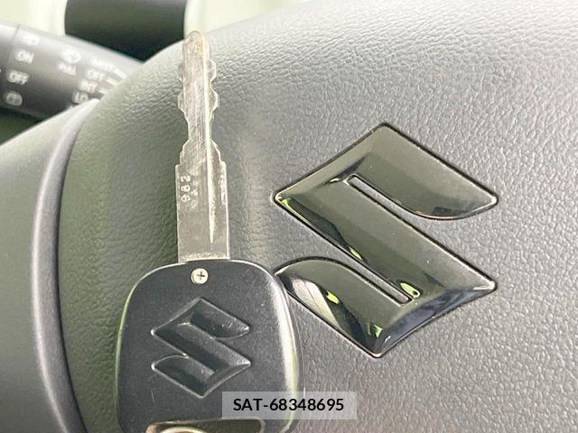 Suzuki HUSTLER 2018-01 8036013-4