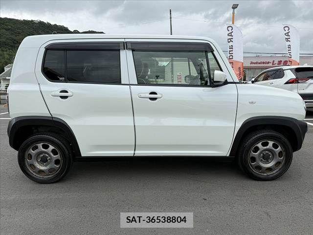 Suzuki HUSTLER 2017-02 8074055-11