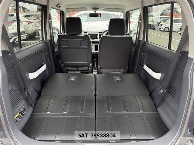 Suzuki HUSTLER 2017-02 8074055-20