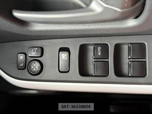 Suzuki HUSTLER 2017-02 8074055-23