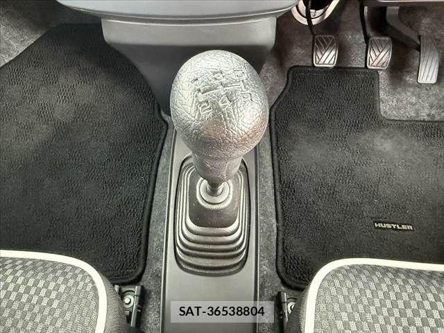 Suzuki HUSTLER 2017-02 8074055-29