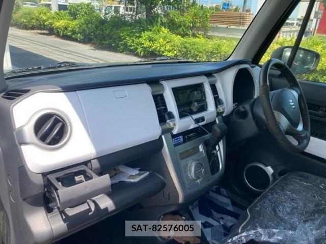 Suzuki HUSTLER 2014-11 8074065-11