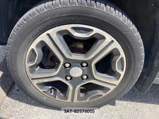 Suzuki HUSTLER 2014-11 8074065-6