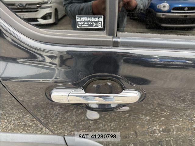 Suzuki HUSTLER 2017-03 8145917-18
