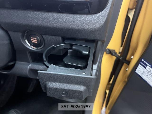 Suzuki HUSTLER 2018-02 8207890-21