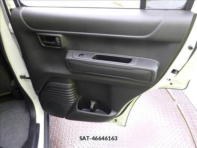Suzuki HUSTLER 2026-01 8230353-18