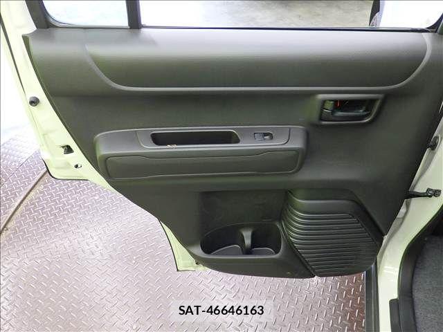 Suzuki HUSTLER 2026-01 8230353-23