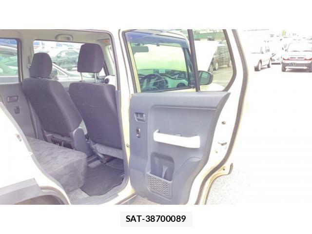 Suzuki HUSTLER 2017-09 8230365-12