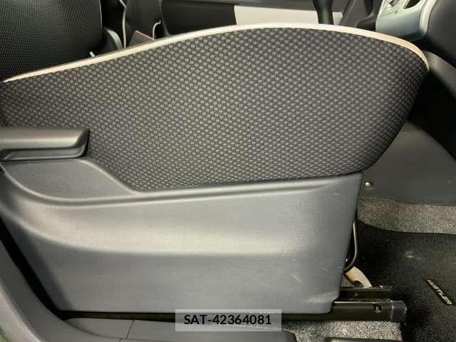 Suzuki HUSTLER 2014-03 8245440-17