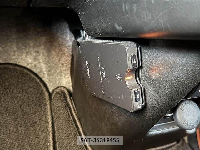 Suzuki HUSTLER 2022-01 8245443-5