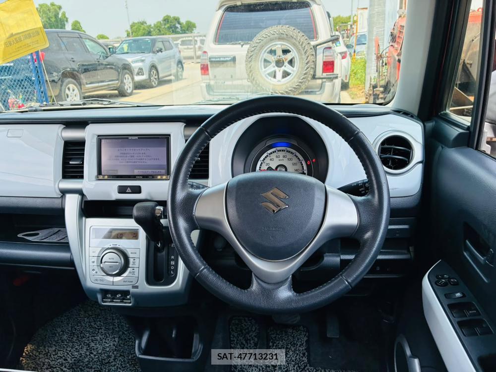 Suzuki HUSTLER 2014-07 7736622-13