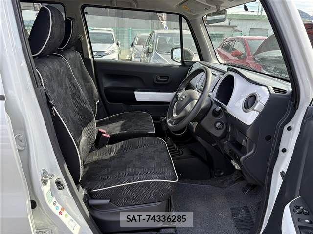 Suzuki HUSTLER 2016-01 8314819-17