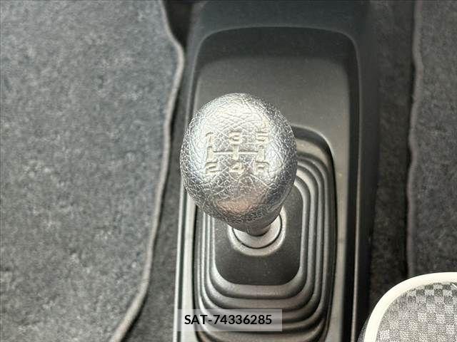Suzuki HUSTLER 2016-01 8314819-25