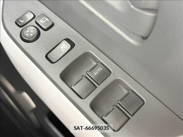 Suzuki HUSTLER 2016-04 8336220-28
