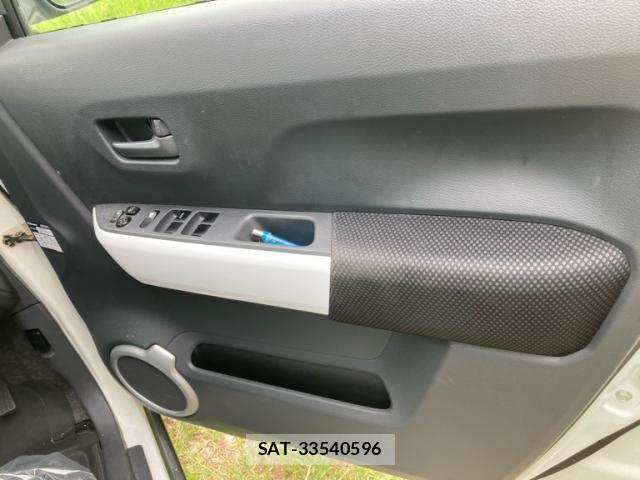 Suzuki HUSTLER 2014-01 8354684-13