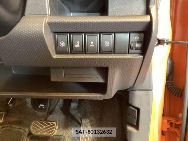 Suzuki HUSTLER 2019-02 8366333-5