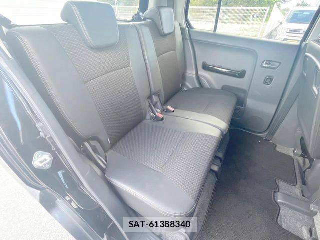 Suzuki HUSTLER 2016-02 8366330-9
