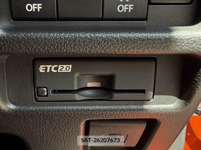 Suzuki HUSTLER 2020-02 8366320-28