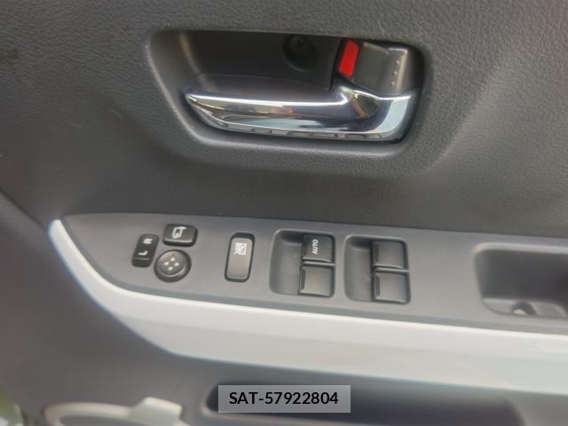 Suzuki HUSTLER 2017-11 8366332-23