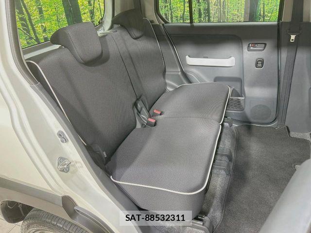Suzuki HUSTLER 2015-08 8366325-8