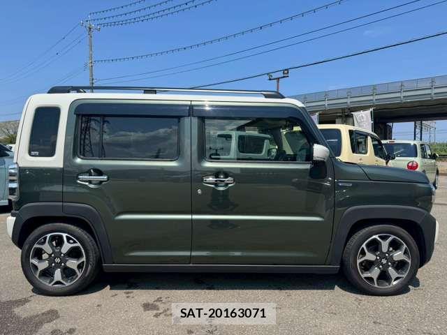 Suzuki HUSTLER 2023-01 8366259-5