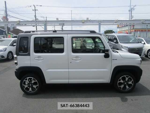 Suzuki HUSTLER 2022-09 8366297-4