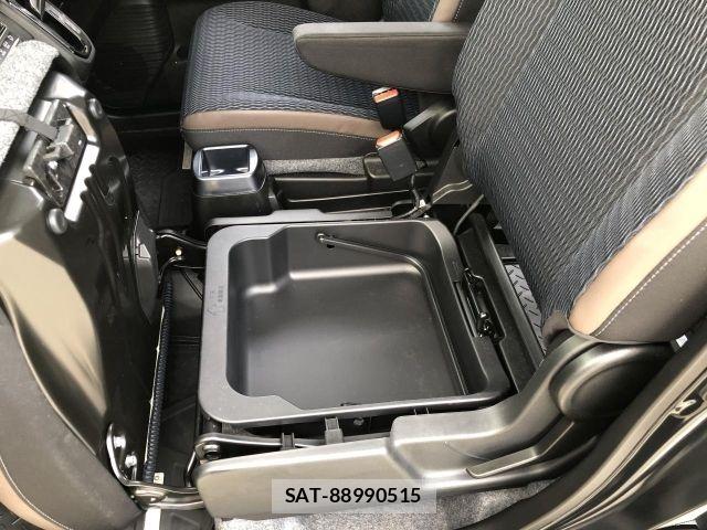 Suzuki HUSTLER 2021-02 8366257-12