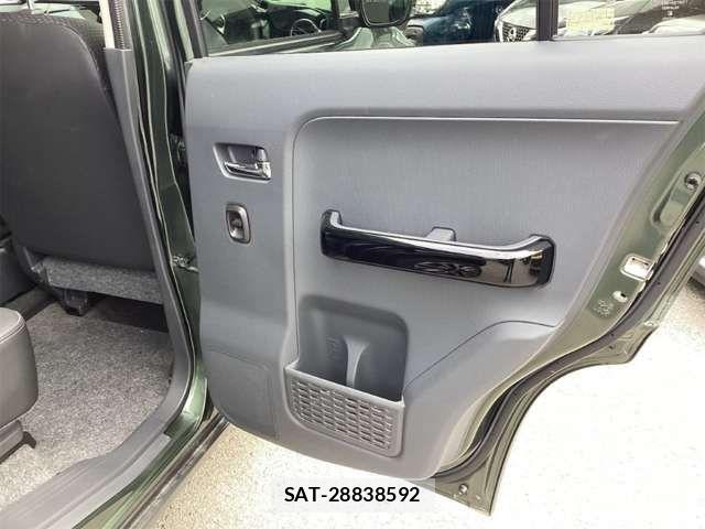 Suzuki HUSTLER 2017-05 8366303-17